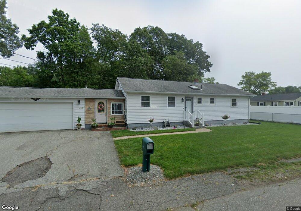 14 Arnold St, Ludlow, MA 01056 - photo 1