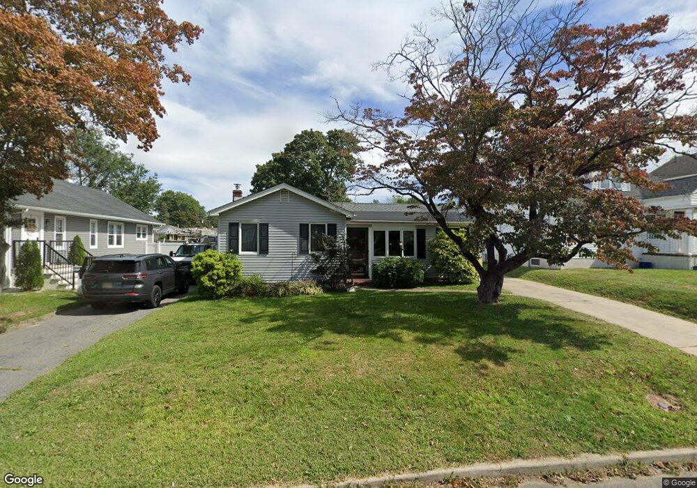 28 N Locust Ave, West Long Branch, NJ 07764 - photo 1