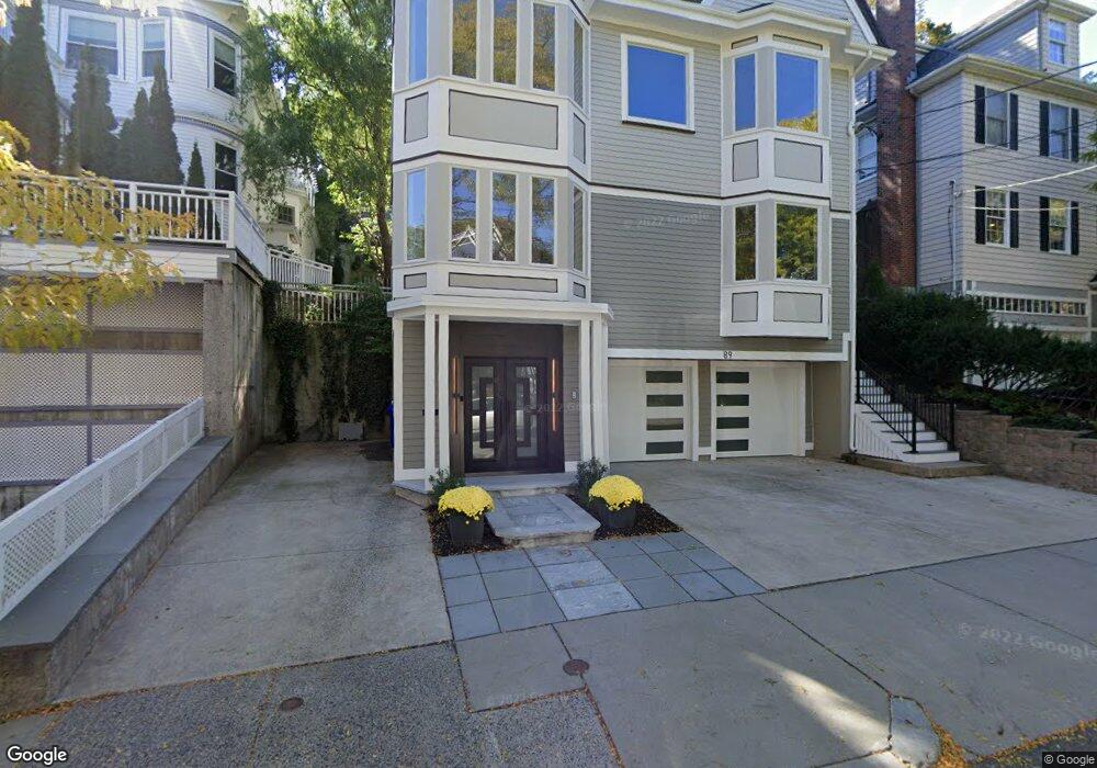 89 University Rd unit 2F, Brookline, MA 02445 - photo 1