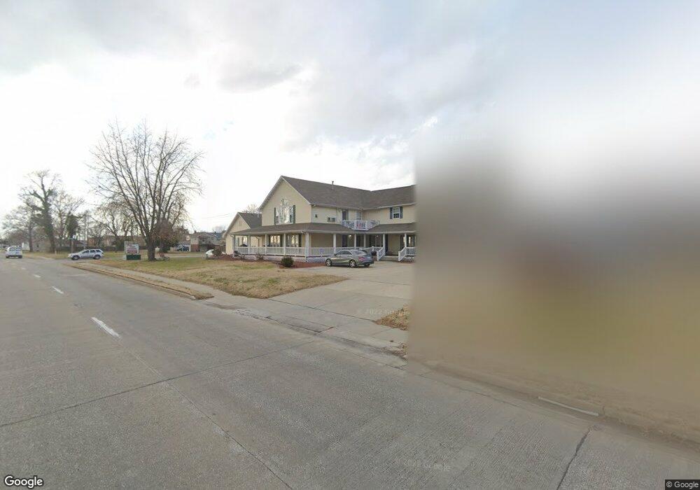 519 Madison Ave, Wood River, IL 62095 - photo 1