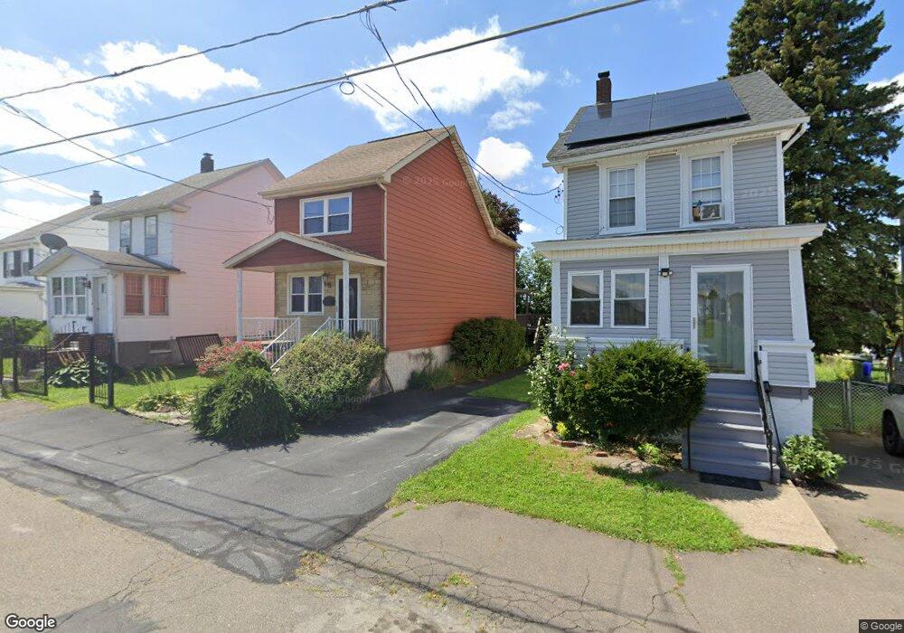 954 Grant St, Hazleton, PA 18201 - photo 1