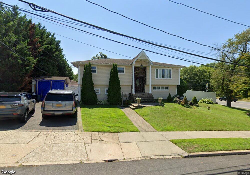 45 Evelyn Dr, Bethpage, NY 11714 - photo 1