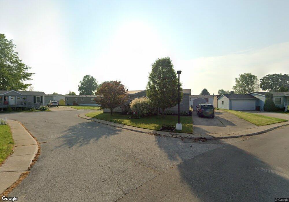 382 Wild Plum Ct, Flint, MI 48506 - photo 1