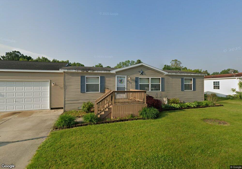 380 Wild Plum Ct, Flint, MI 48506 - photo 1