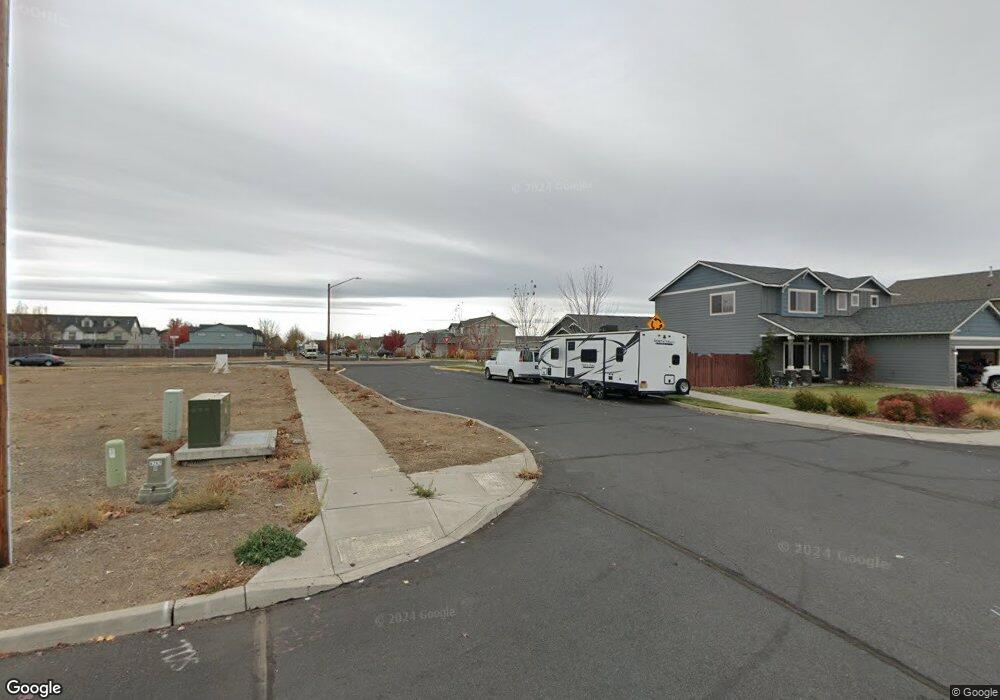 409 NW 24th St, Redmond, OR 97756 - photo 1