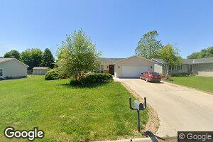 607 Davenport St, Holstein, IA 51025
