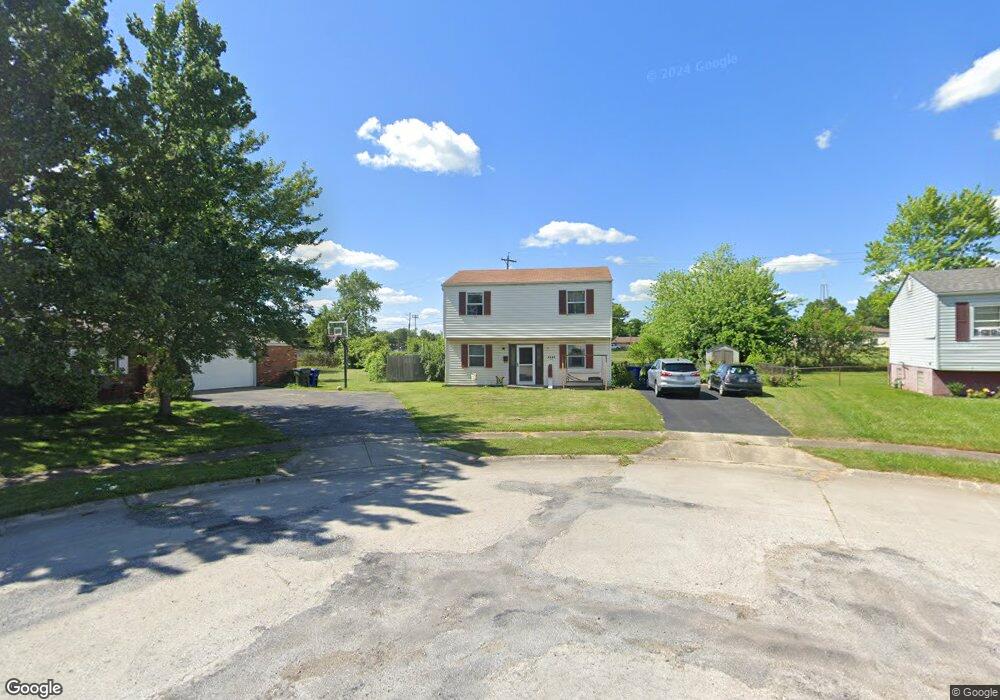 2880 Gentry Ln, Columbus, OH 43232 - photo 1