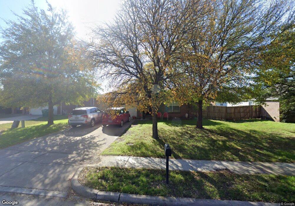 905 Greenbend Dr, Denton, TX 76210 - photo 1