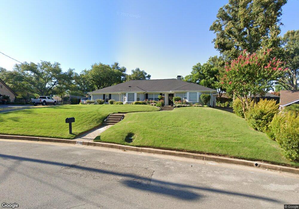 718 Dorchester Dr, Tyler, TX 75703 - photo 1