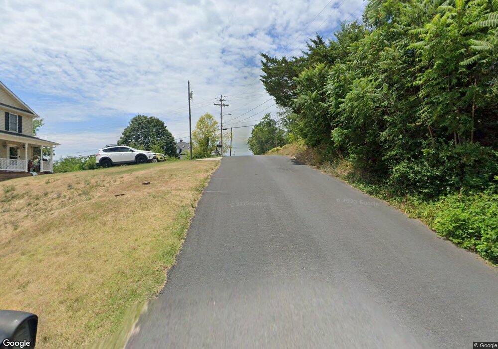 164 E North St, Strasburg, VA 22657 - photo 1