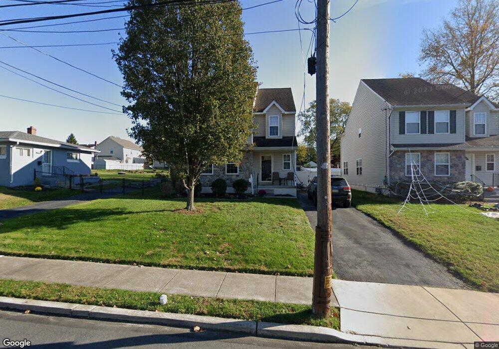 128 7th Ave, Folsom, PA 19033 - photo 1