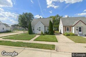 28303 Essex St, Roseville, MI 48066