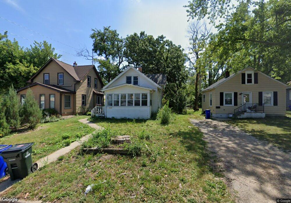 1207 19th Ave SW, Cedar Rapids, IA 52404 - photo 1