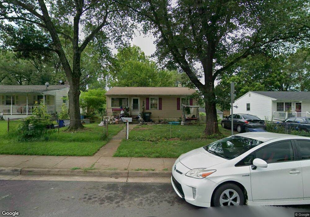 233 Cabbel Dr, Manassas Park, VA 20111 - photo 1