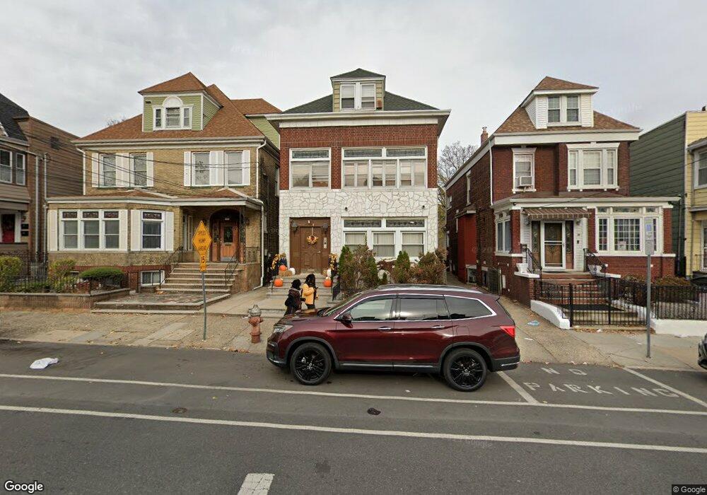 160 Wegman Pkwy, Jersey City, NJ 07305 - photo 1