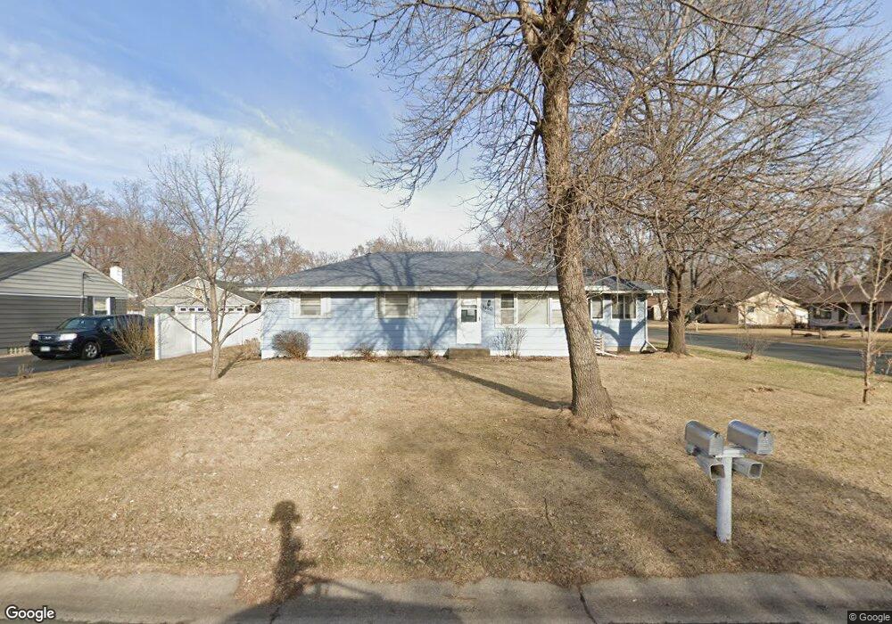 9450 Pilgrim Ln N, Maple Grove, MN 55369 - photo 1