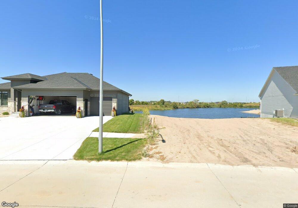 28624 Jessie Cir, Valley, NE 68064 - photo 1