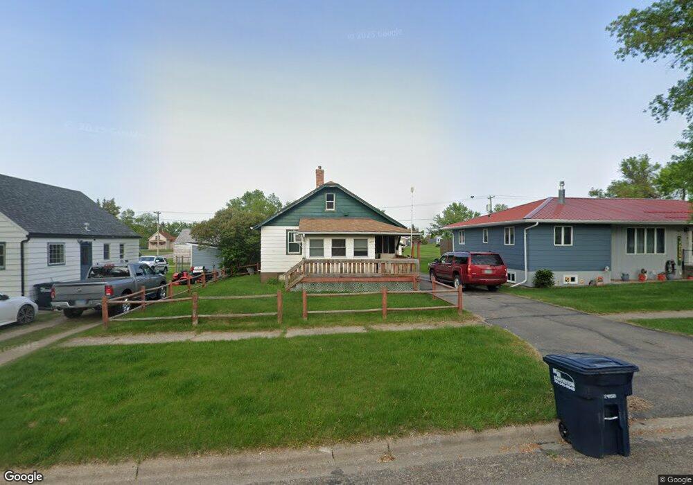 407 Walnut St, Turtle Lake, ND 58575 - photo 1
