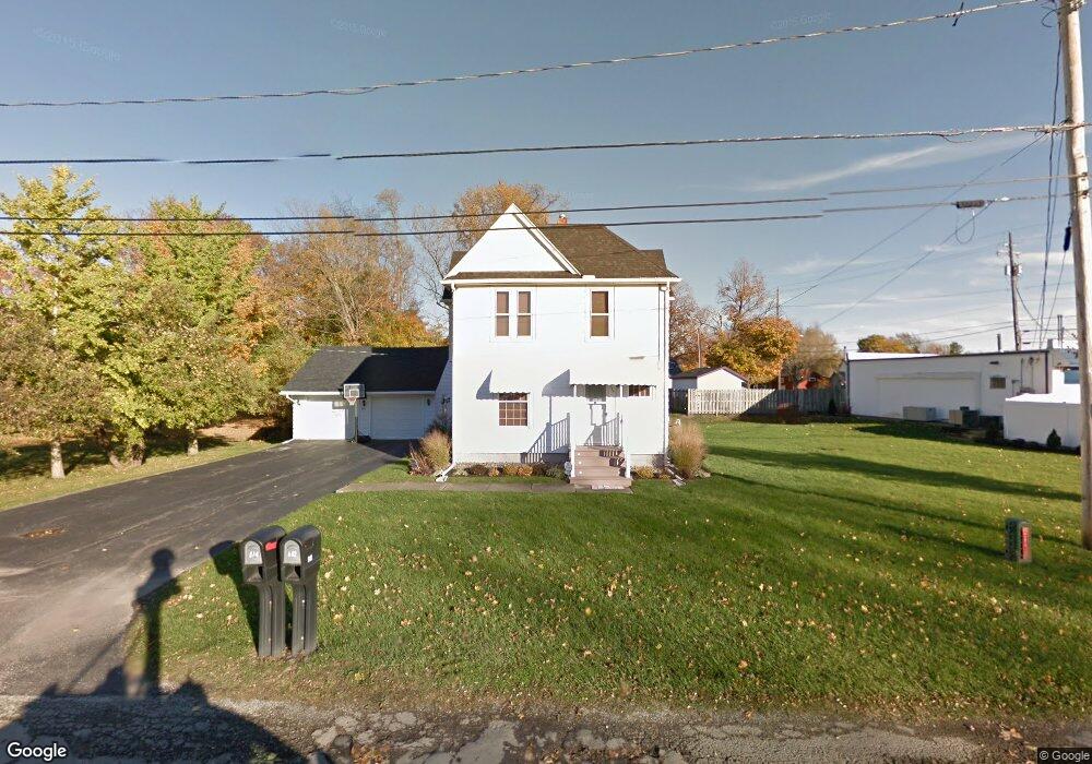 374 N Amboy Rd, Conneaut, OH 44030 - photo 1