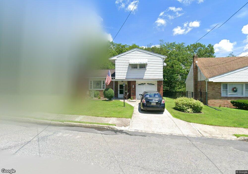 515 Lombard St, Tamaqua, PA 18252 - photo 1