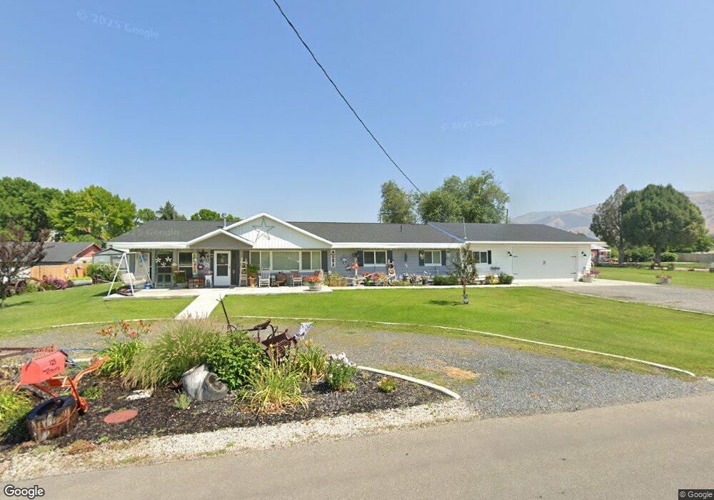 125 E 500 S, Hyrum, UT 84319 - photo 1