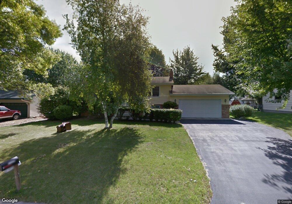 11529 98th Ave N, Maple Grove, MN 55369 - photo 1