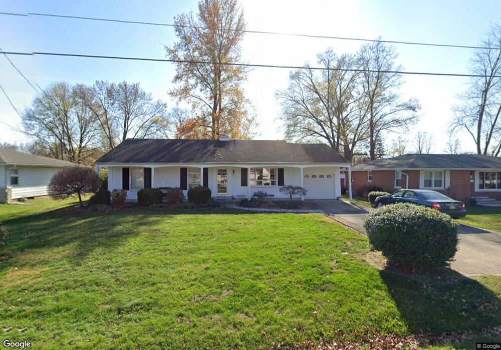 1005 E Gordon Ave, Effingham, IL 62401 - photo 1