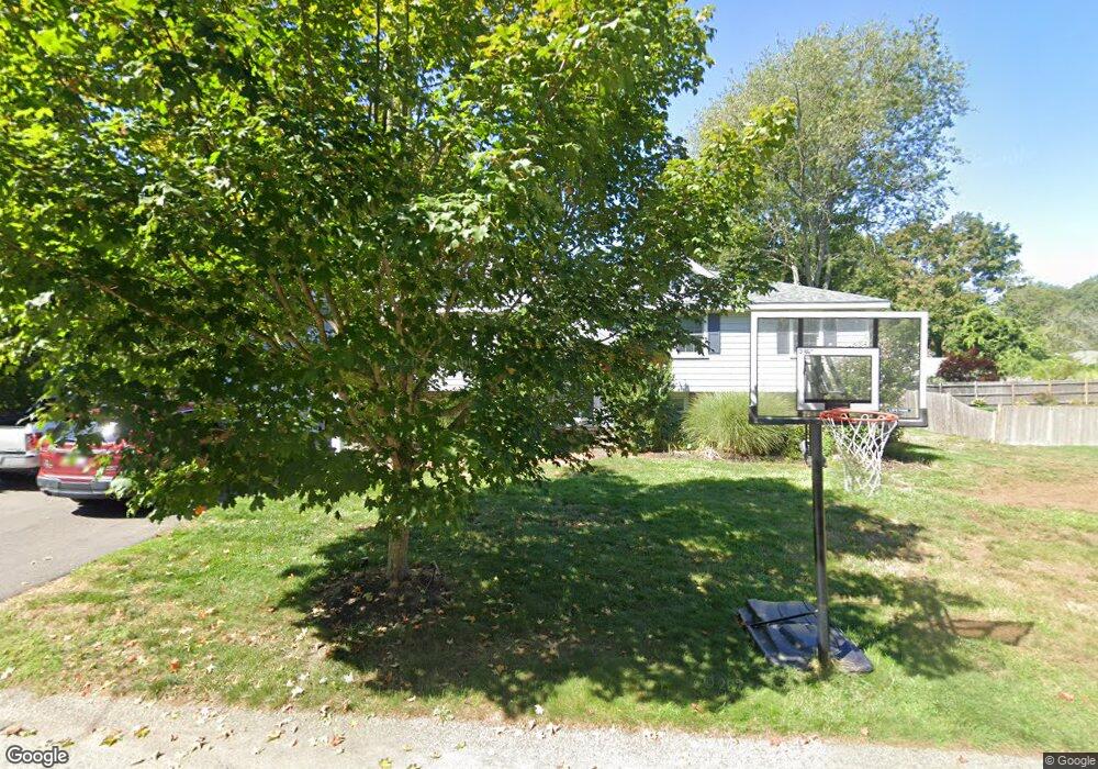 4 Hoover Rd, Hingham, MA 02043 - photo 1