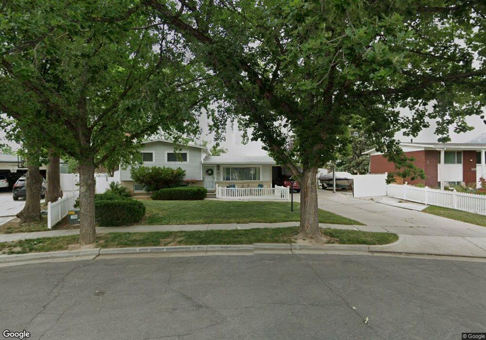 569 Fairoaks Way, Sandy, UT 84070 - photo 1