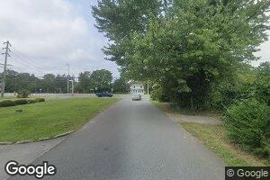 541 Pauls Ln, Peconic, NY 11958