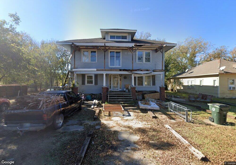 710 N Collins Ave, Okmulgee, OK 74447 - photo 1