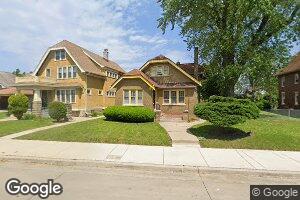 3220 N Teutonia Ave, Milwaukee, WI 53206