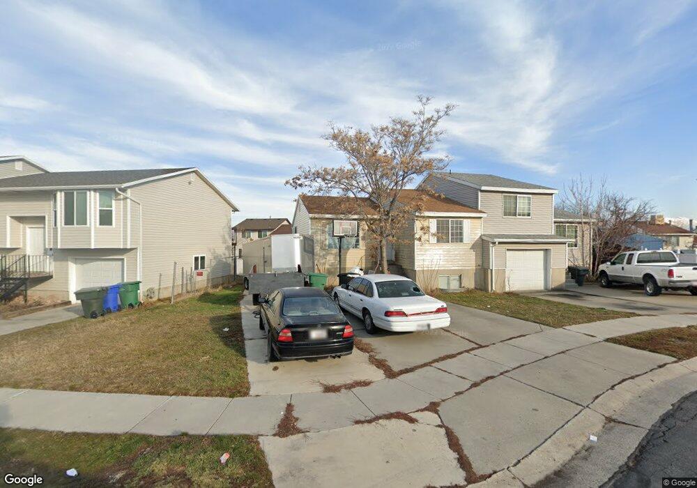 9041 Kenyon Cir, West Jordan, UT 84088 - photo 1