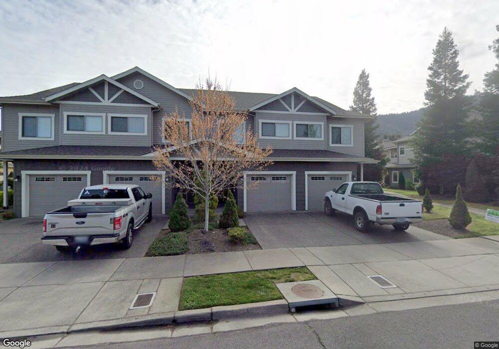 1189 Scolaire Dr, Grants Pass, OR 97526 - photo 1