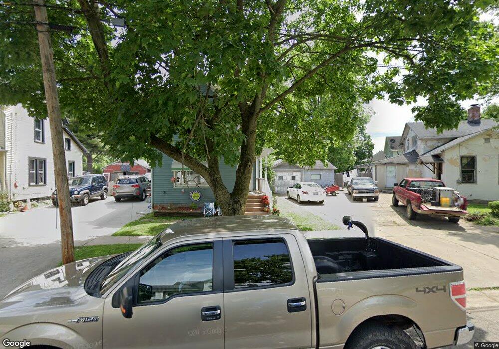 267 Cross St, Adrian, MI 49221 - photo 1