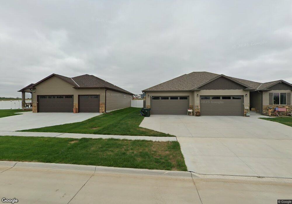 Sold $589,088 • Co-Listing Agent