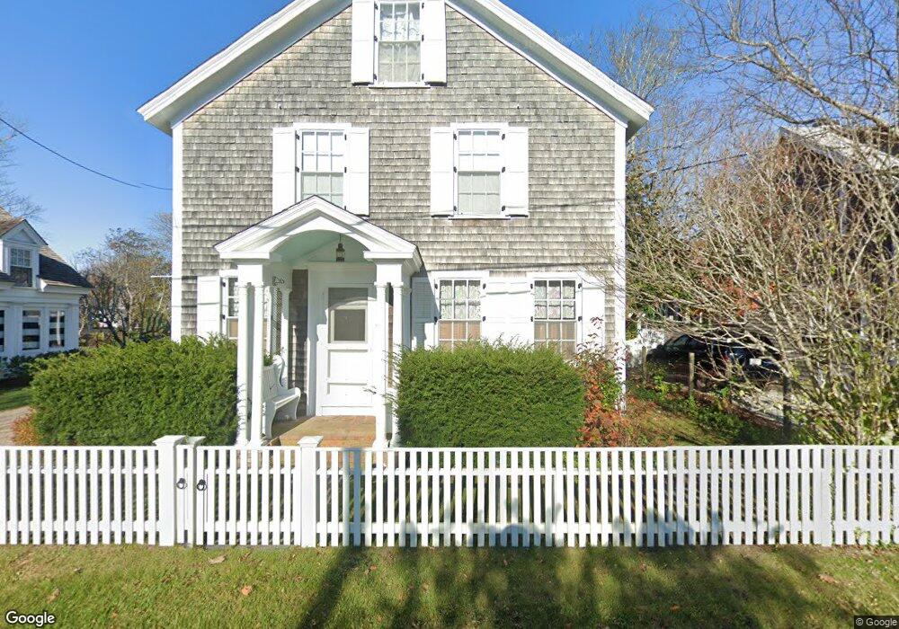66 N Summer St, Edgartown, MA 02539 - photo 1