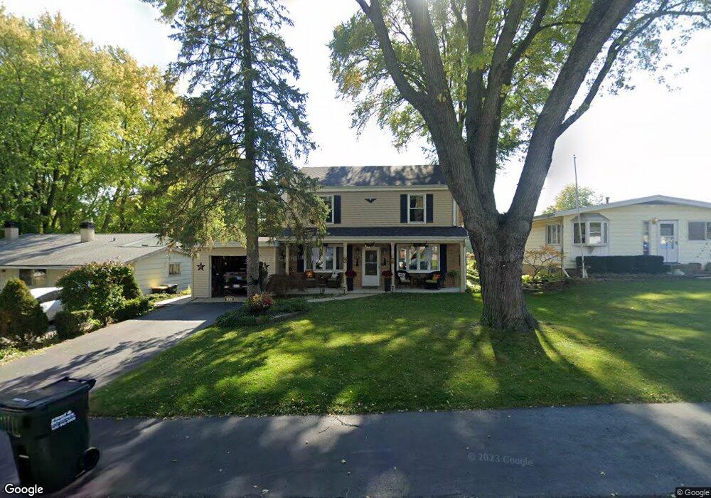 106 Deer Path, Lake In the Hills, IL 60156 - photo 1