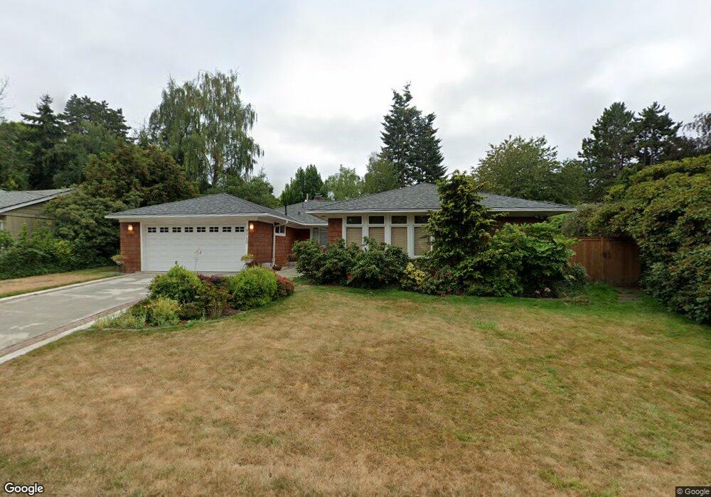 9715 SE 40th St, Mercer Island, WA 98040 - photo 1