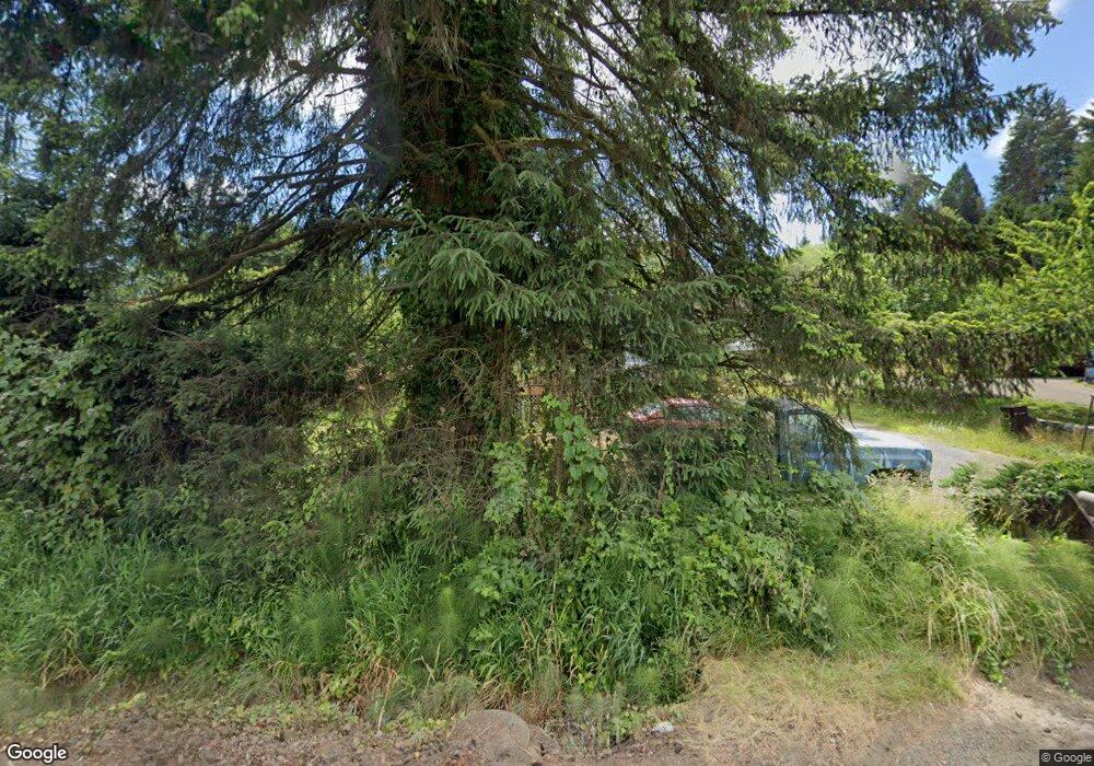 2011 Henkle St, Raymond, WA 98577 - photo 1