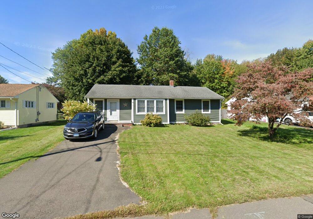 7 Hillyer Dr, Enfield, CT 06082 - photo 1