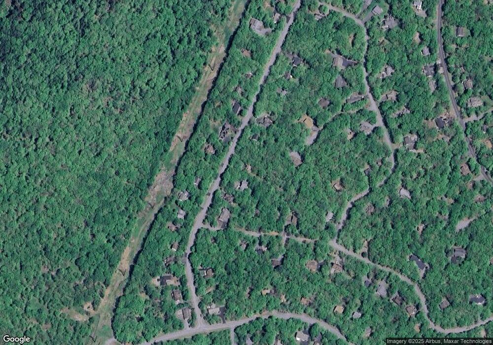 339 Surrey Dr, Hawley, PA 18428 - photo 1