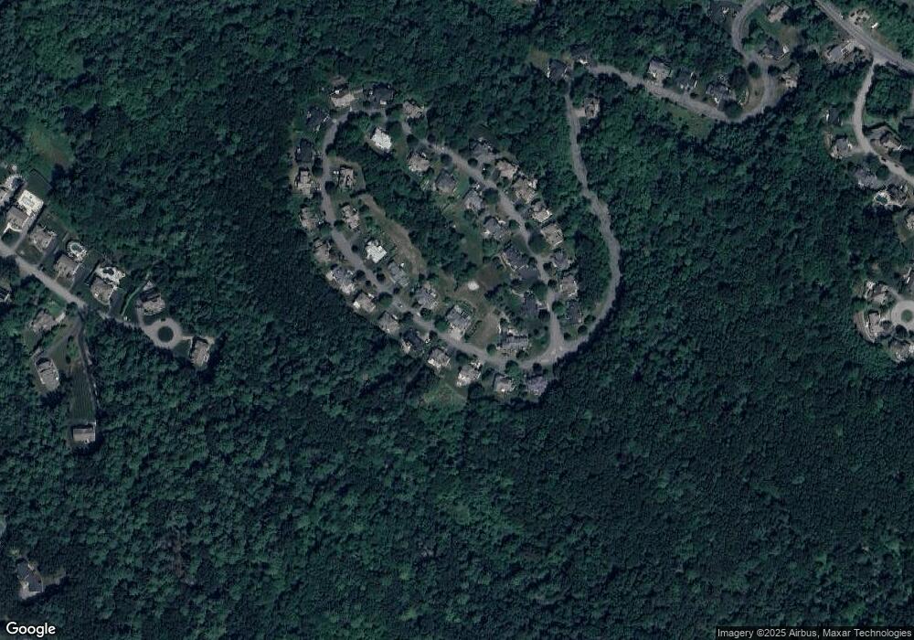 160 Weyland Cir, North Andover, MA 01845 - photo 1