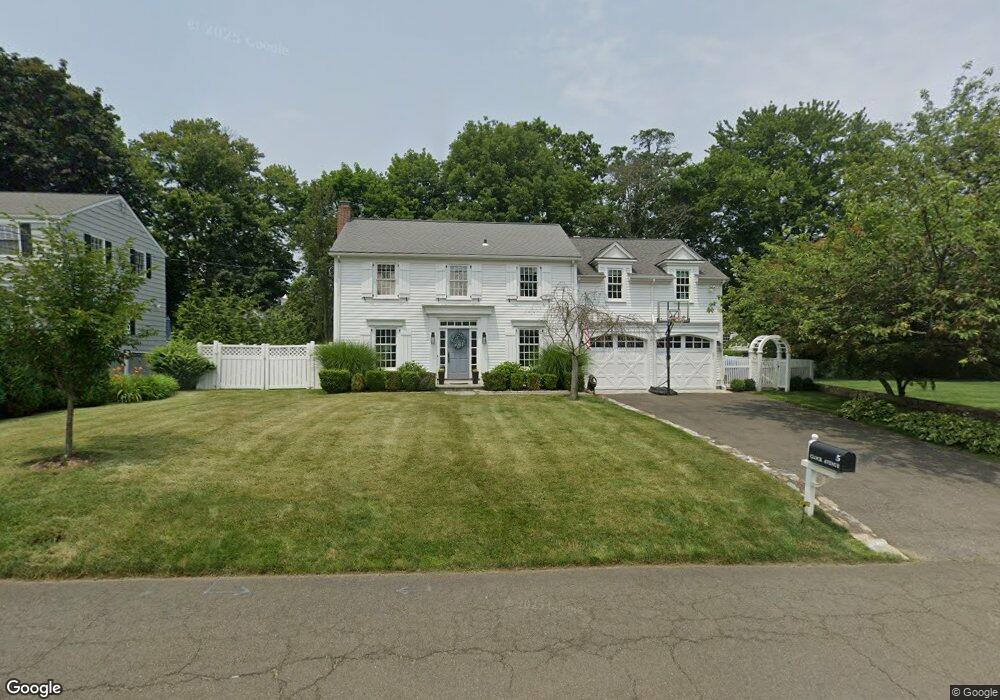 5 Clock Ave, Darien, CT 06820 - photo 1