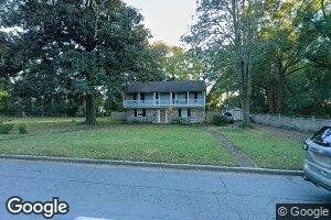 1721 E Henry St, Savannah, GA 31404