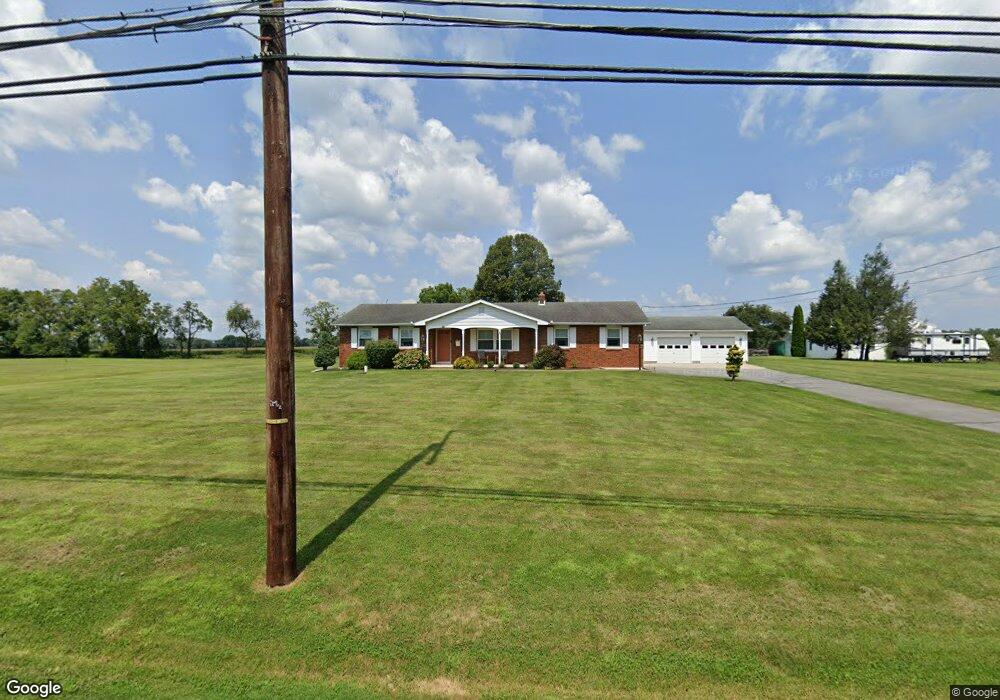 700 Newlins Rd E, Easton, PA 18040 - photo 1