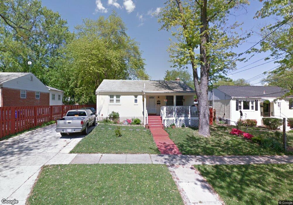 4405 Hallet St, Rockville, MD 20853 - photo 1