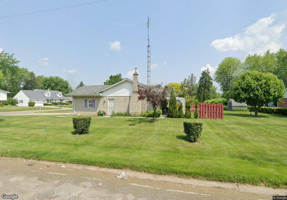 1427 Ryan St, Flint, MI 48532 - photo 1