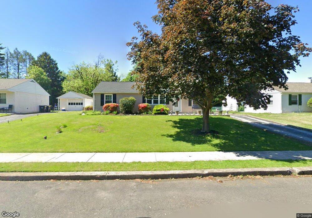 1822 Carson Dr, Norristown, PA 19403 - photo 1