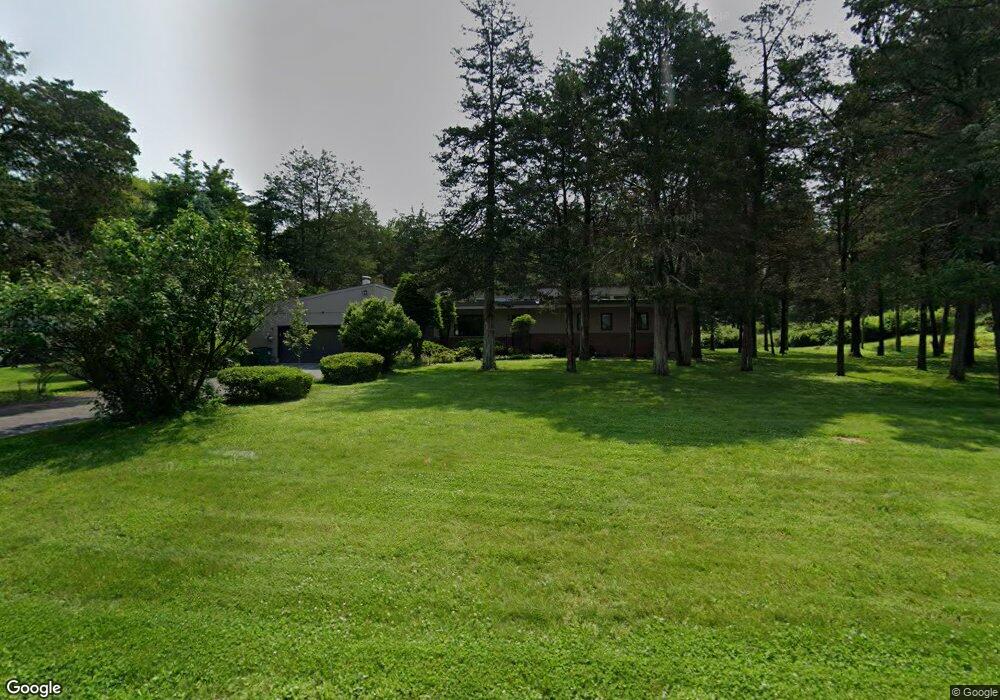 15 Round Hill Rd, Poughkeepsie, NY 12603 - photo 1